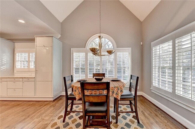 Building Photo - 3871 River Mansion Dr NW