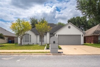 Building Photo - 21 Mynah Ave