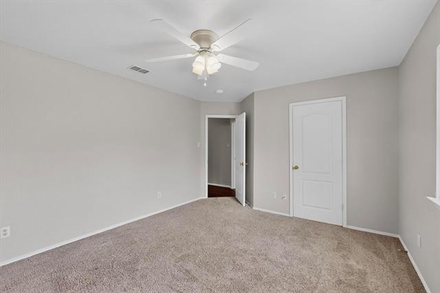 Building Photo - 1115 Buckingham Dr