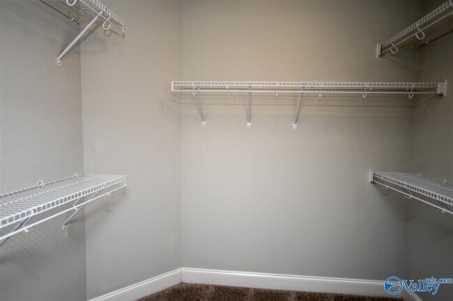 Building Photo - 113 Gary Allen Blvd