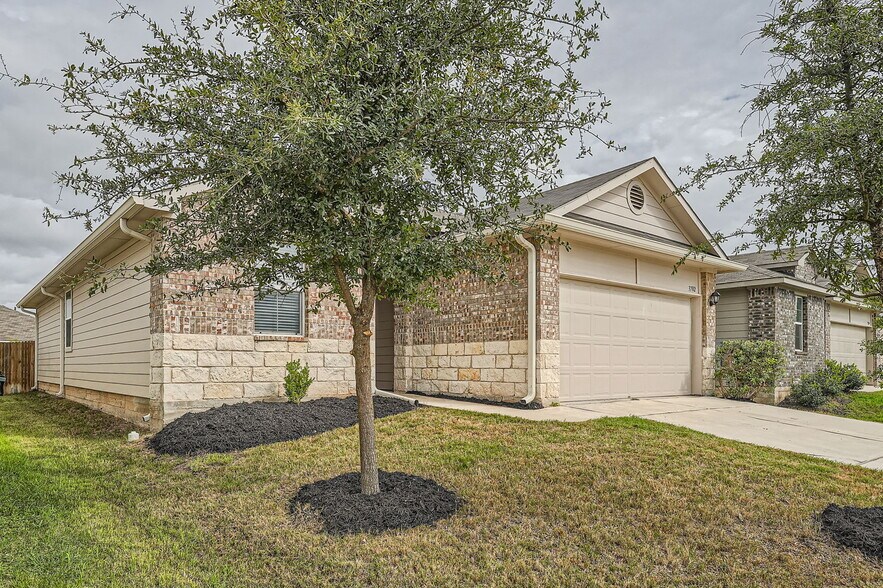 Building Photo - 3702 Chappie Lane