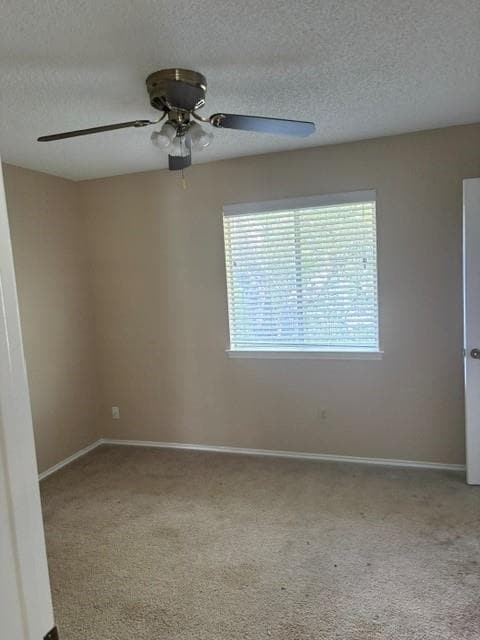 Building Photo - 17511 Klamath Falls Dr