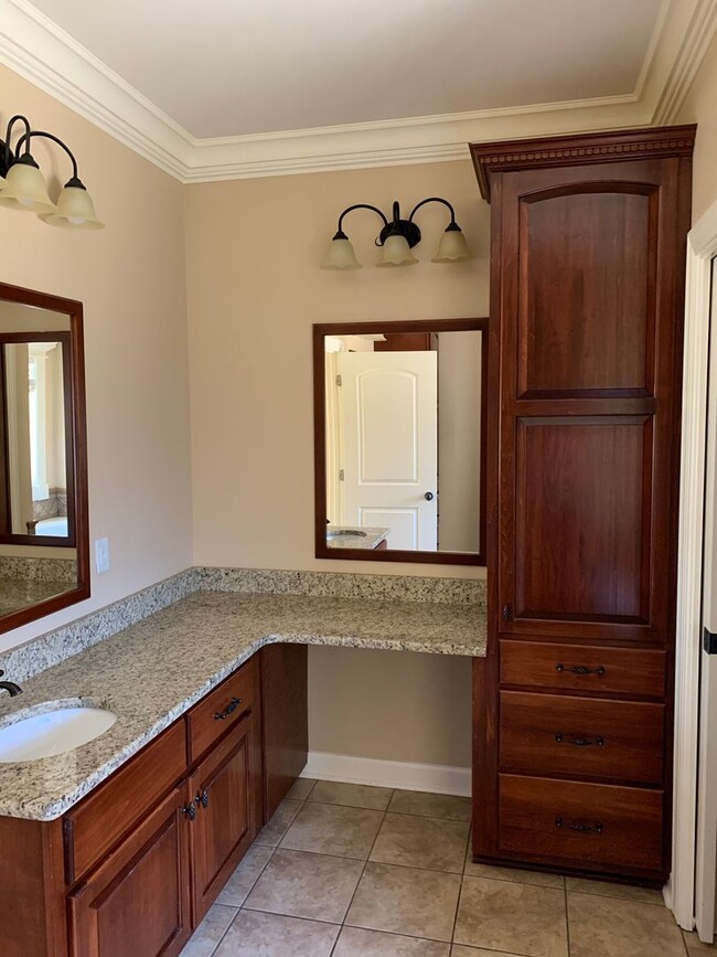 Building Photo - Sommer Brooke Subdivision!!  Office!