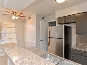 Building Photo - Azure Apartments and Townhomes