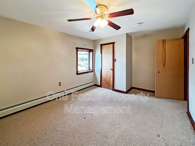 Building Photo - 2734 Dove St