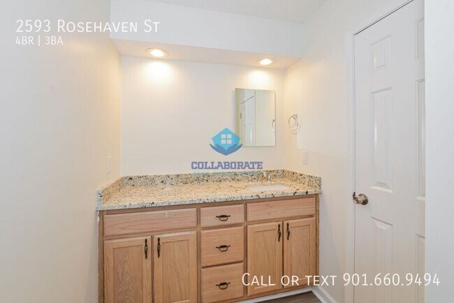 Building Photo - 2593 Rosehaven Dr
