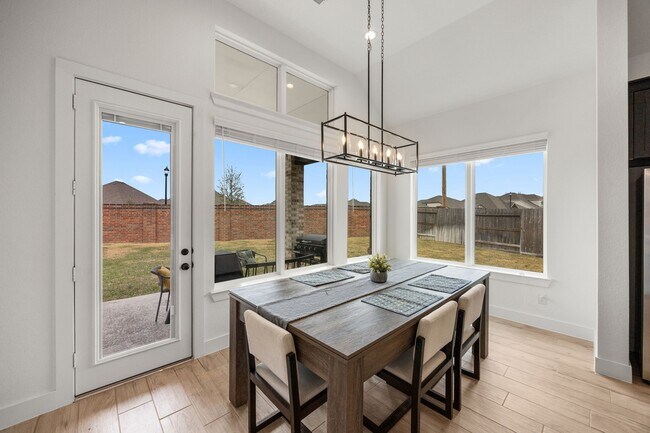 Building Photo - 3225 Isabella Fls Dr