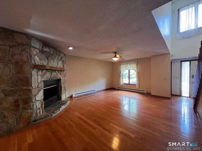 Building Photo - 223 Flanders Rd