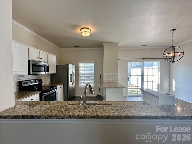 Building Photo - 6836 Rothchild Dr