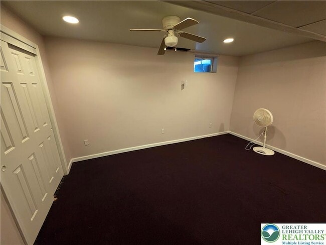 Building Photo - 965 Ramblewood Ln
