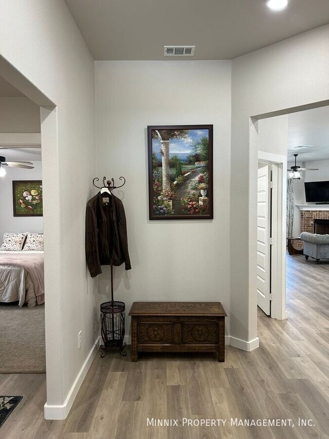 Building Photo - 2923 137th St