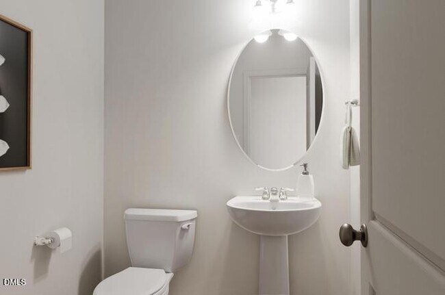 Building Photo - 3222 Gypsum Dr