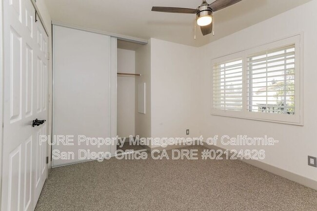 Building Photo - 8330 Santa Arminta Ave