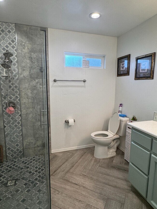 Building Photo - 732 Gold Beach Dr