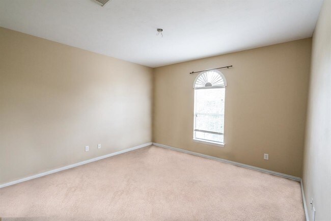 Building Photo - 10502 Flaxen Manor Ct