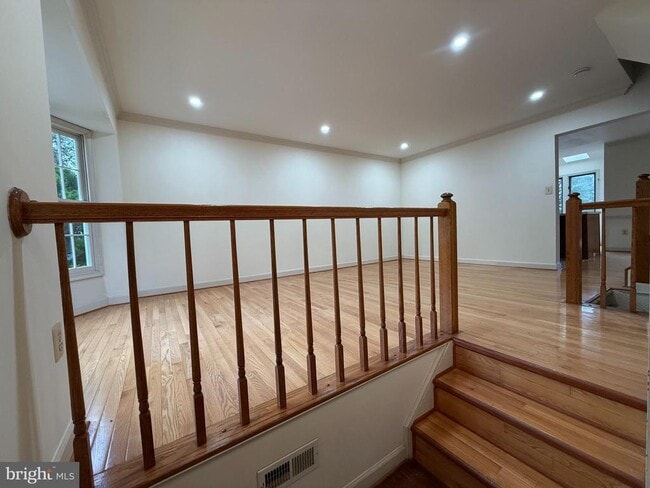Building Photo - 58 Drumcastle Ct