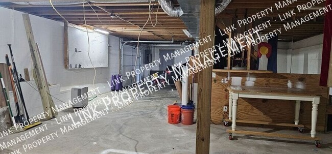 Building Photo - 140 S Elmwood St