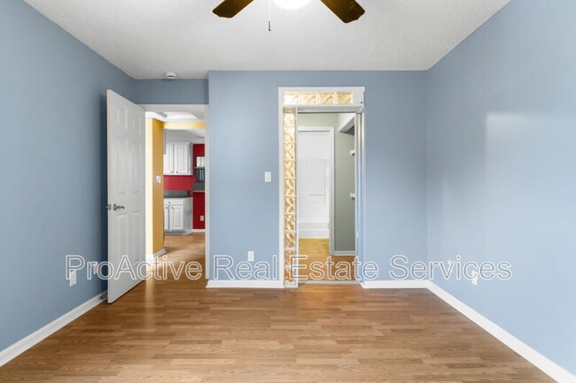Building Photo - 721 Mt Holly Muse Rd