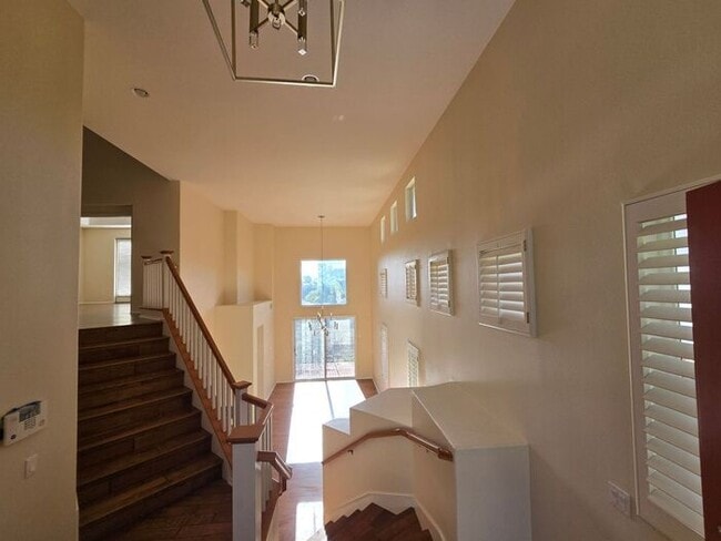 Building Photo - Incredible Home with Spectacular Views in La Jolla