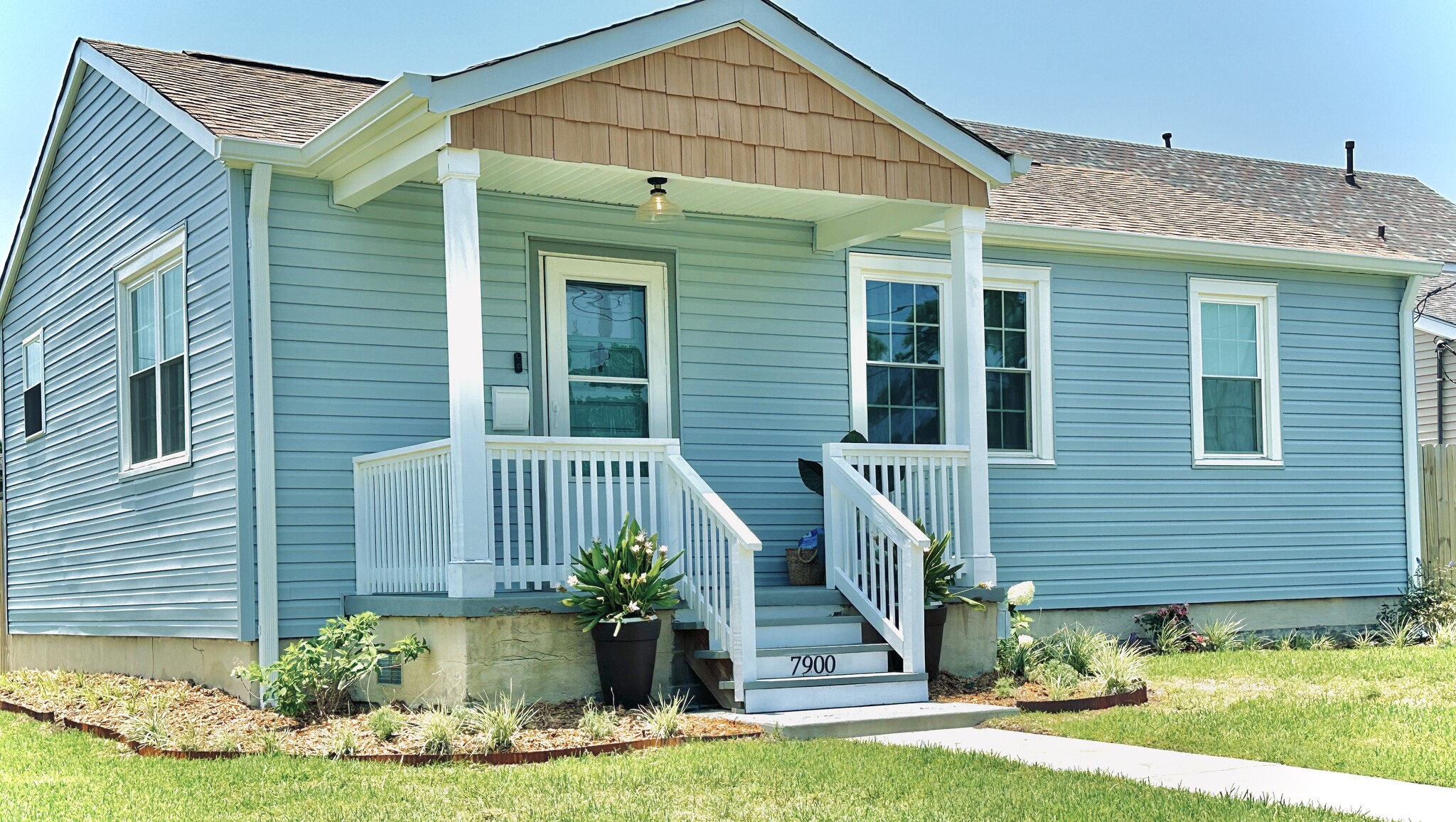 Building Photo - 7900 Richard St