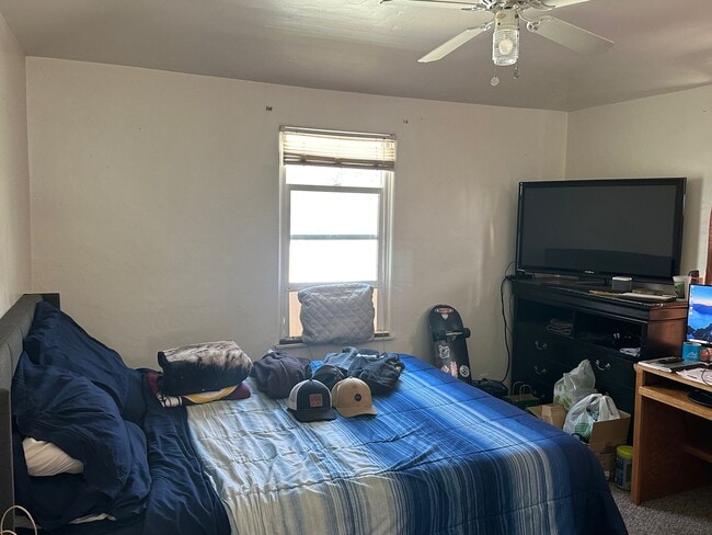 Building Photo - Charming Downtown 1-Bed Near Chico State – Utilities Included