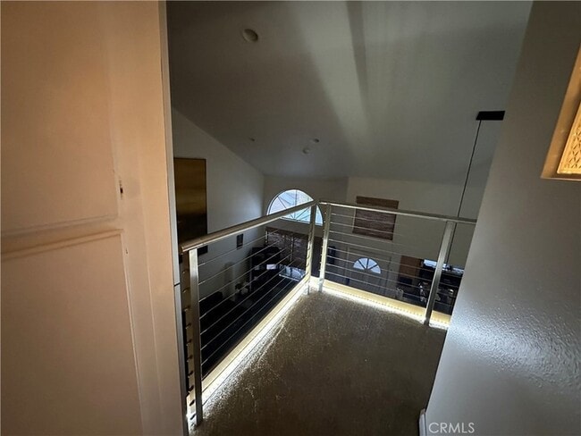 Building Photo - 2217 Vanderbilt Ln