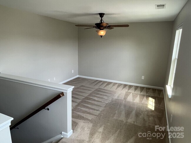 Building Photo - 10855 Tailwater St