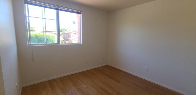 Building Photo - 1227 Corte Dulce