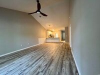Building Photo - 5834 Longwood Dr
