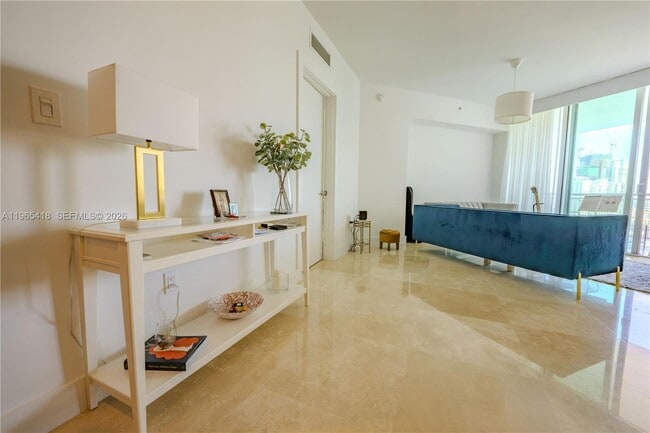 Building Photo - 350 S Miami Ave