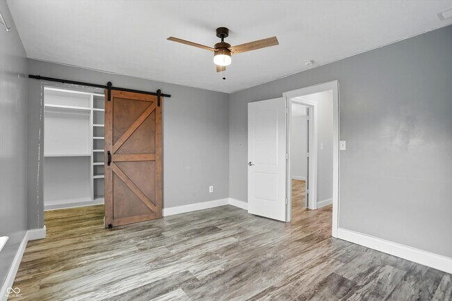 Building Photo - 12438 Hawks Landing Dr