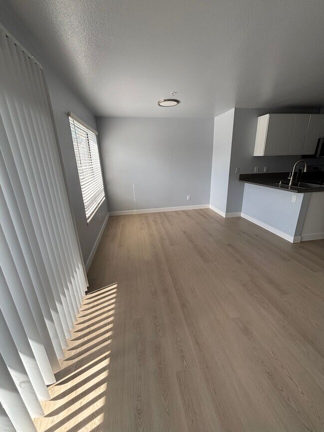 Interior Photo - Arise Century