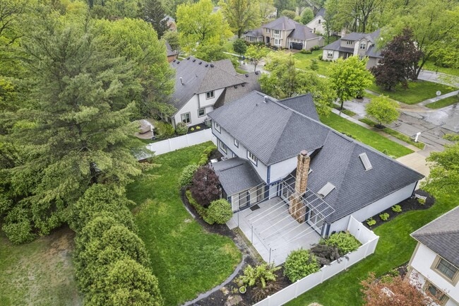 Building Photo - 1094 Farrington Dr