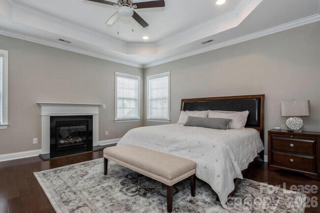 Building Photo - 10524 Royal Winchester Dr