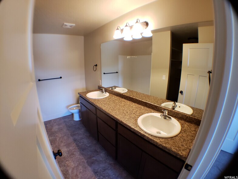 Building Photo - 187 N 1275 W