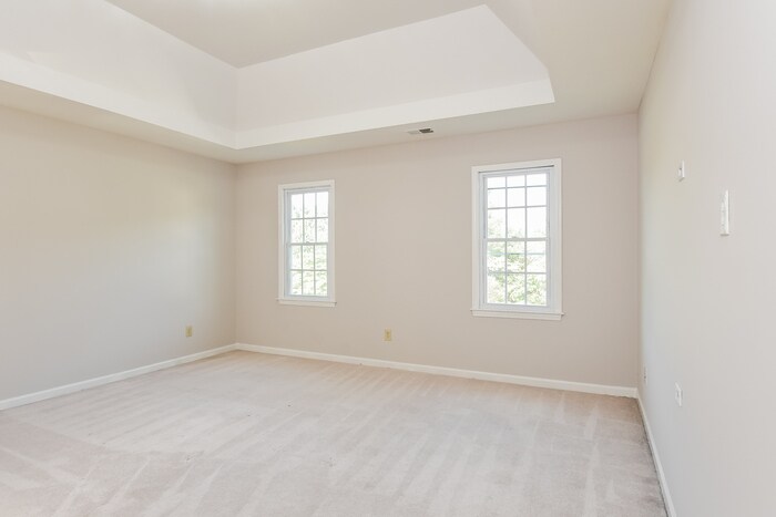 Building Photo - 1502 Oakmoor Pl
