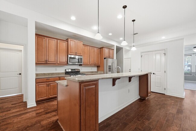 Building Photo - 1705 19th St