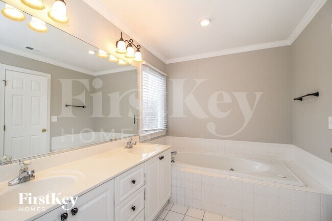 Building Photo - 4413 Winterberry Ridge Ct