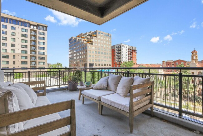 Building Photo - $3,095.00, stunning 2-bedroom, 2-bathroom ...