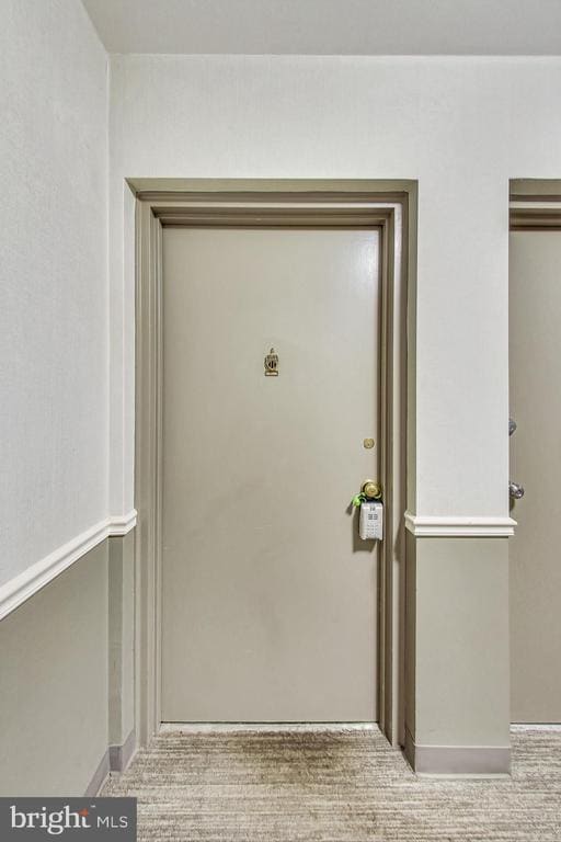 Building Photo - 10501 Montrose Ave