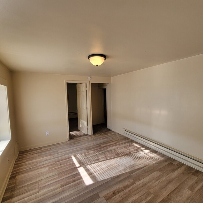 Building Photo - Warren Township 2BR Home!