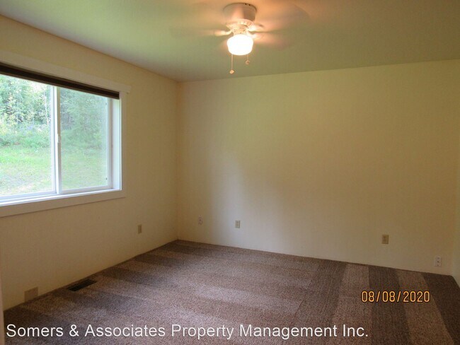 Building Photo - 4 br, 2 bath House - 3530 Rene Dr.