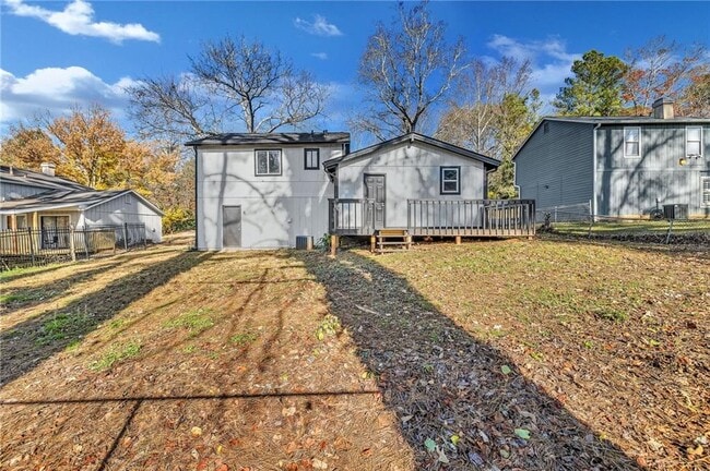 Building Photo - 3959 Wood Path Dr