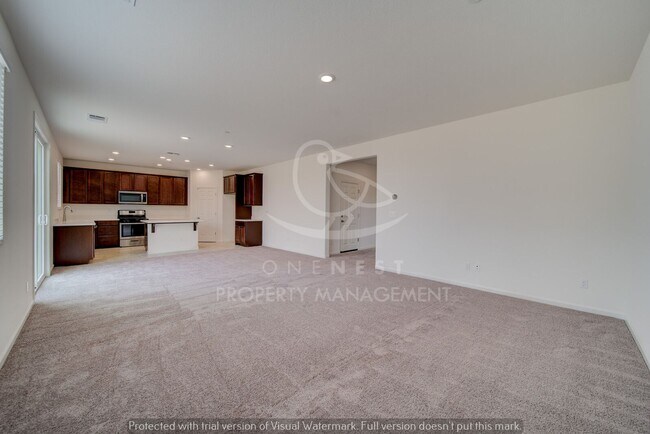 Building Photo - 638 Valencia St