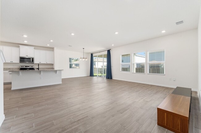 Building Photo - 1386 NW 132nd Cir