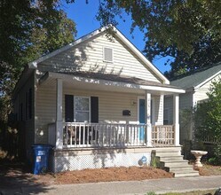 Building Photo - 2 Bedroom Home with Large Backyard Deck