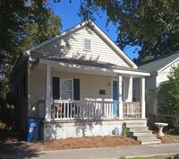 Building Photo - 2 Bedroom Home with Large Backyard Deck