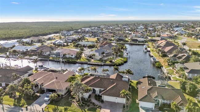 Building Photo - 1309 Casey Key Dr