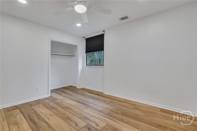 Building Photo - 1015 Mill Hill Rd