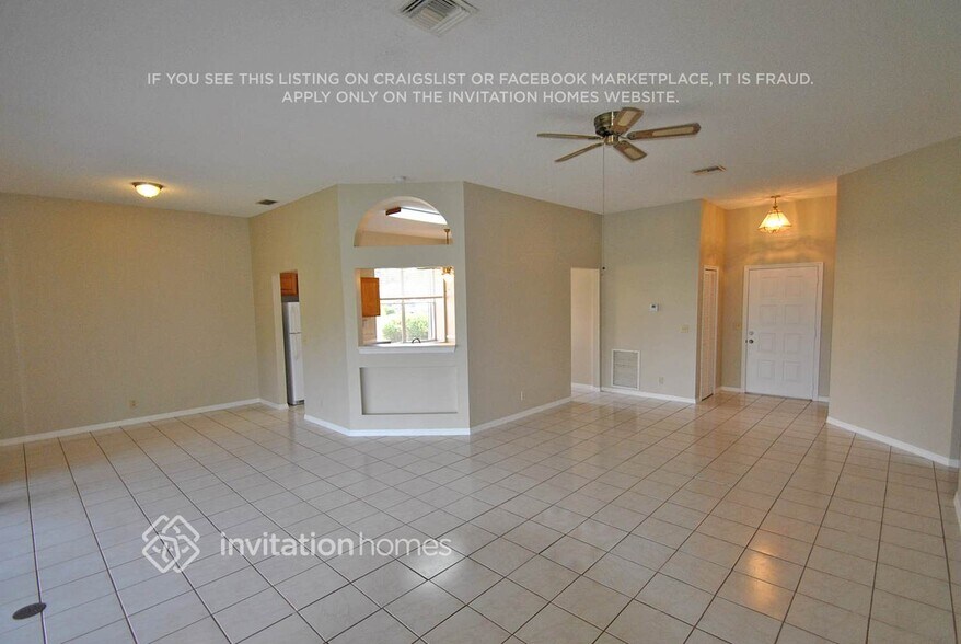 Building Photo - 3754 Woods Walk Blvd